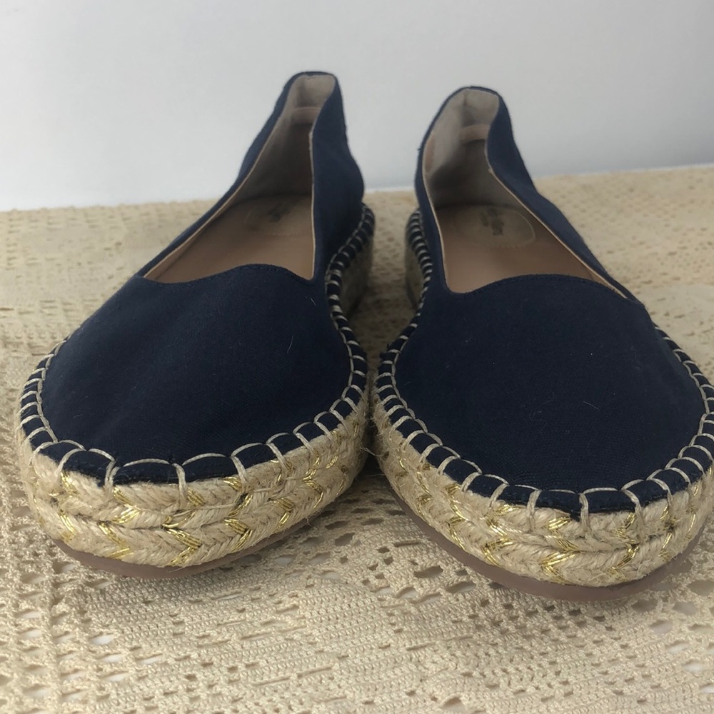 The Wendy Williams Navy canvas slip on shoe 8.5 M